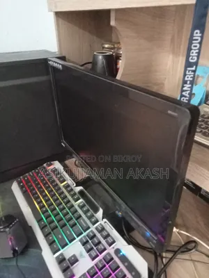 একটি ব্যবহৃত মনিটর বিক্রি হবে