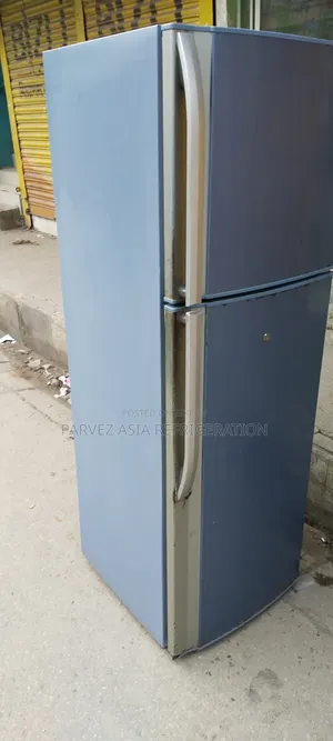 Sharp ফ্রিজ