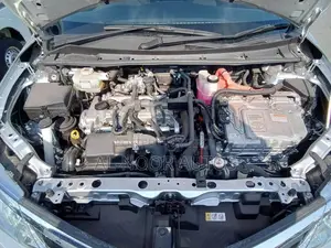 Toyota Axio 2021 রূপালী