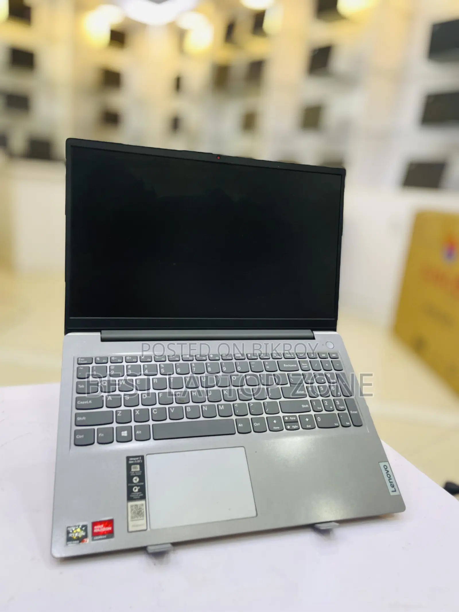 Laptop Lenovo IdeaPad 320 20GB AMD Ryzen 7 SSD 512GB