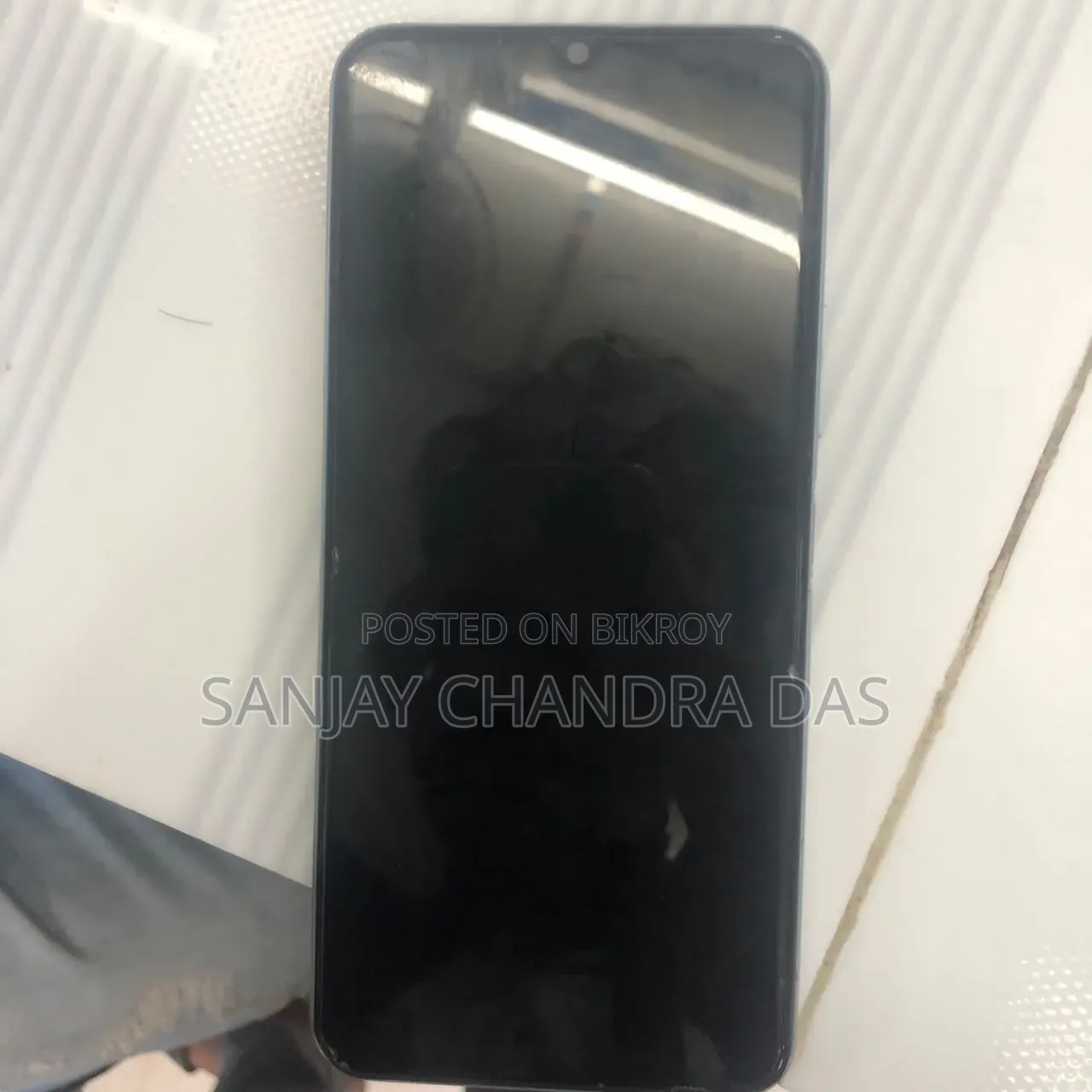 ভিভো ওয়াই২১ ৬৪ জিবি সিলভার