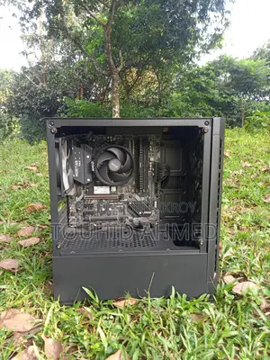 Desktop Computer 8GB AMD SSD 256GB