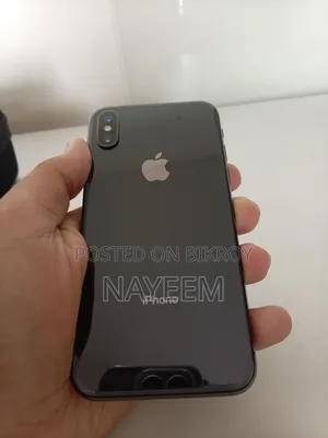 অ্যাপল আইফোন এক্সএস ৬৪ জিবি ব্ল্যাক