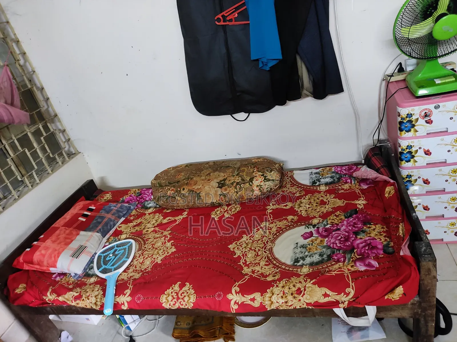 Single Bed With Mattress