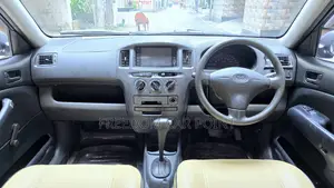 Toyota Probox 1.5 Liter CNG 2-Wheel Drive 2003 Blue