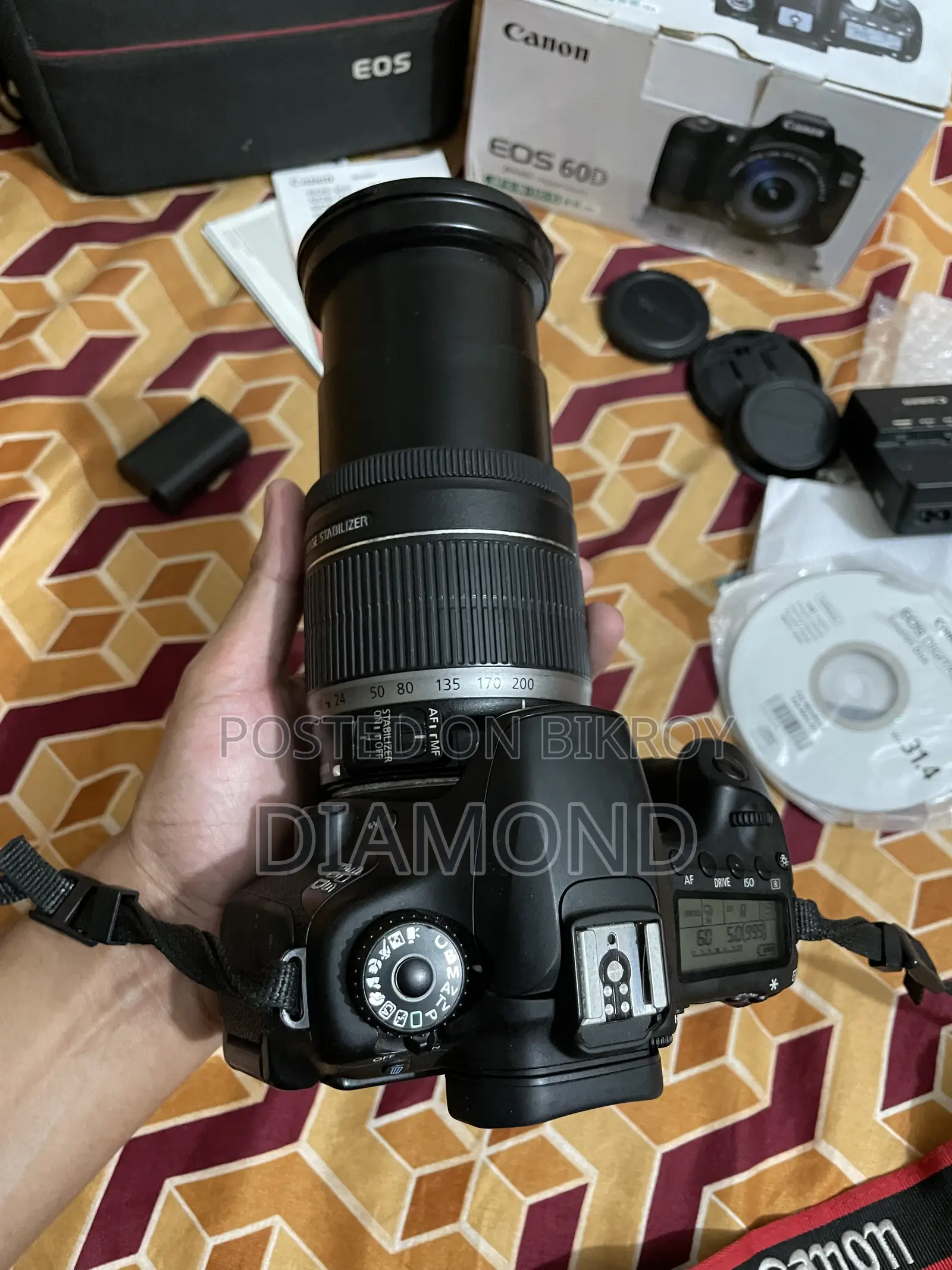 Canon 60D + Canon 18-200mm Zoom Lens