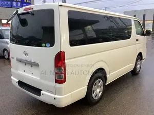 Toyota HiAce 2021 White
