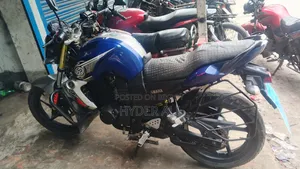 Yamaha FZ 2015 Blue