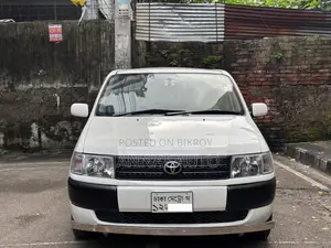 Toyota Probox 2004 White