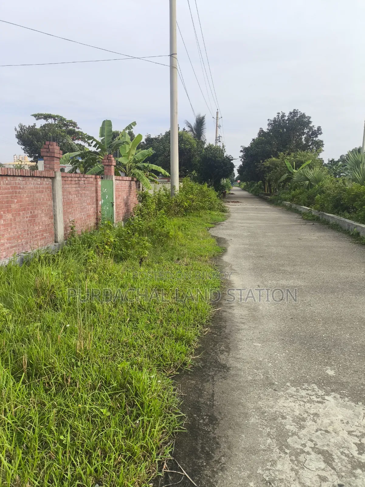 ১৫০ ফিট রোড পূর্বমুখী ১০ কাঠা প্লট জরুরী বিক্রি সেক্টর: ১৭, পূর্বাচল