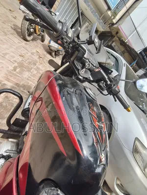 Yamaha 2006 Red