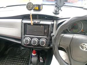 Toyota Axio 2013 Black