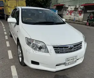 টয়োটা এক্সিও ১.৫ জি টু-হুইল ড্রাইভ ২০১১ সাদা