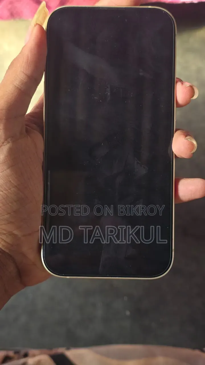 অ্যাপল আইফোন ১৫ ১২৮ জিবি হোয়াইট