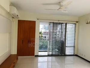 4 Bedroom Apartment in Gulshan for Rent