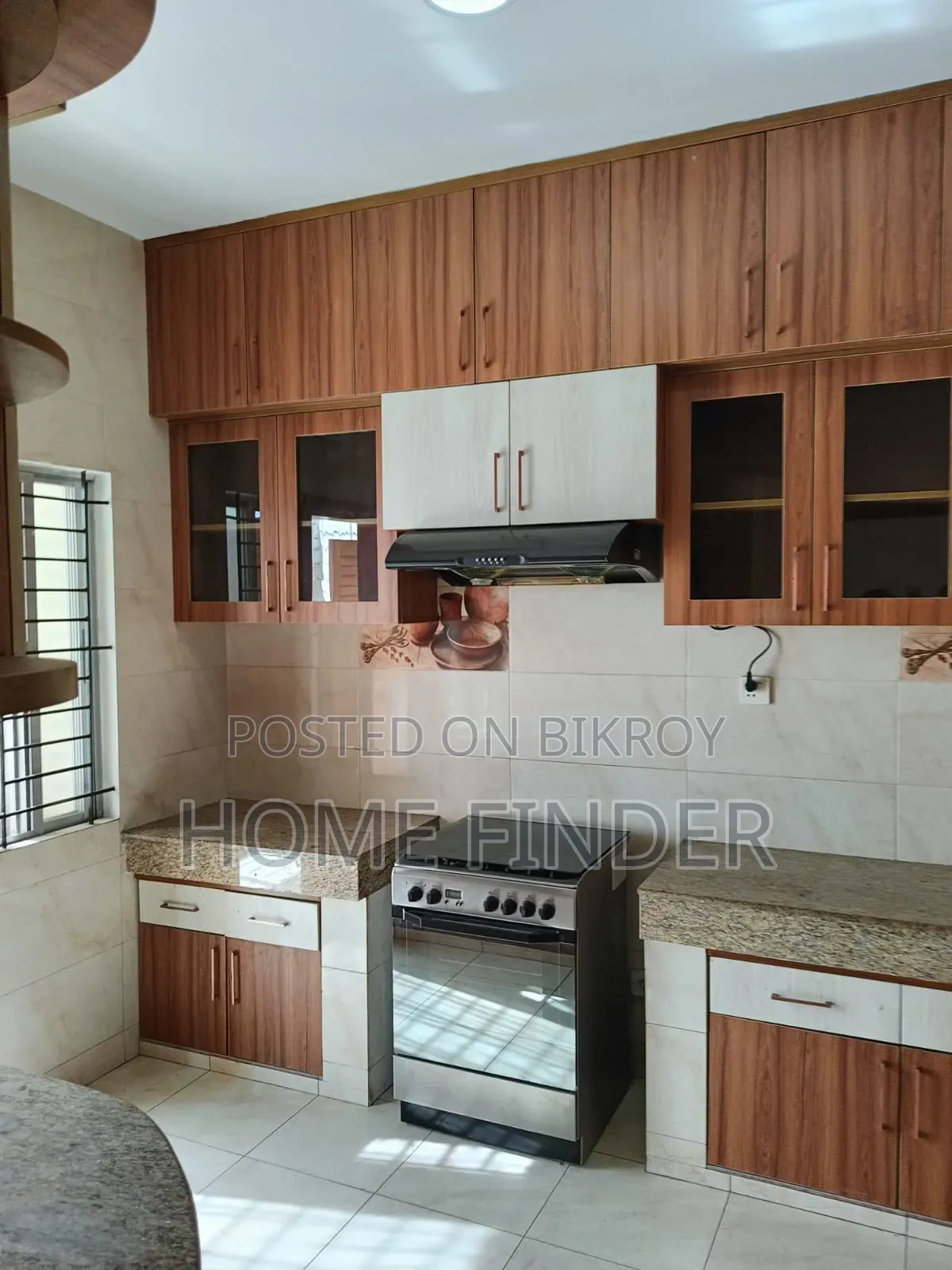 4 Bedroom Apartment in Gulshan for Rent