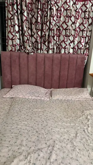 উচ্চ মানের গদি সহ খাট বিক্রি করা হবে।
