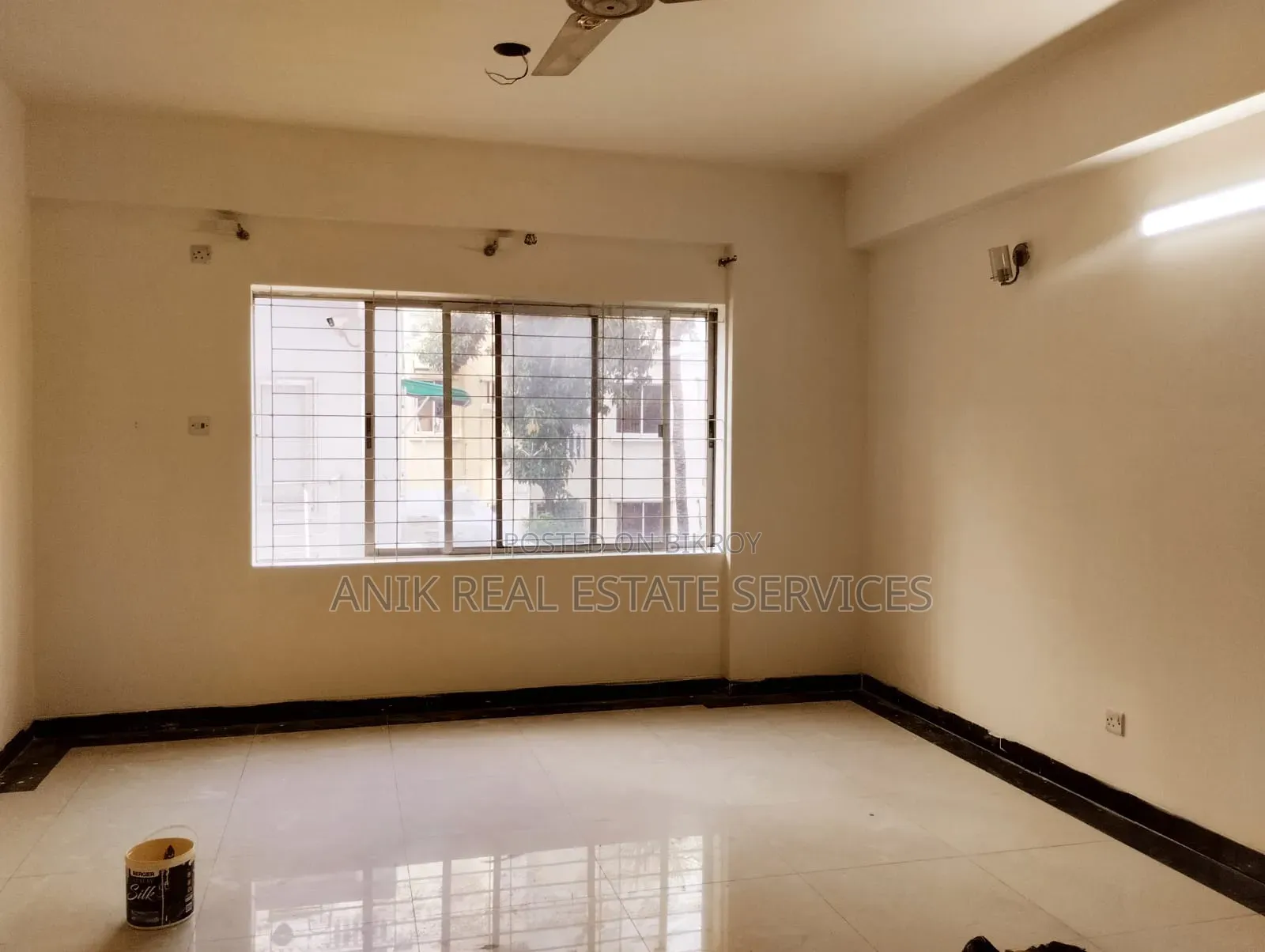 অনিক রিয়েল এস্টেট, বনানীতে ৩ বেডরুমের অ্যাপার্টমেন্ট ভাড়া