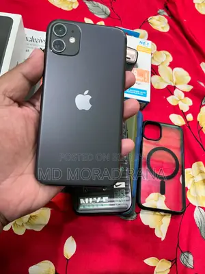 অ্যাপল আইফোন ১১ ১২৮ জিবি কালো