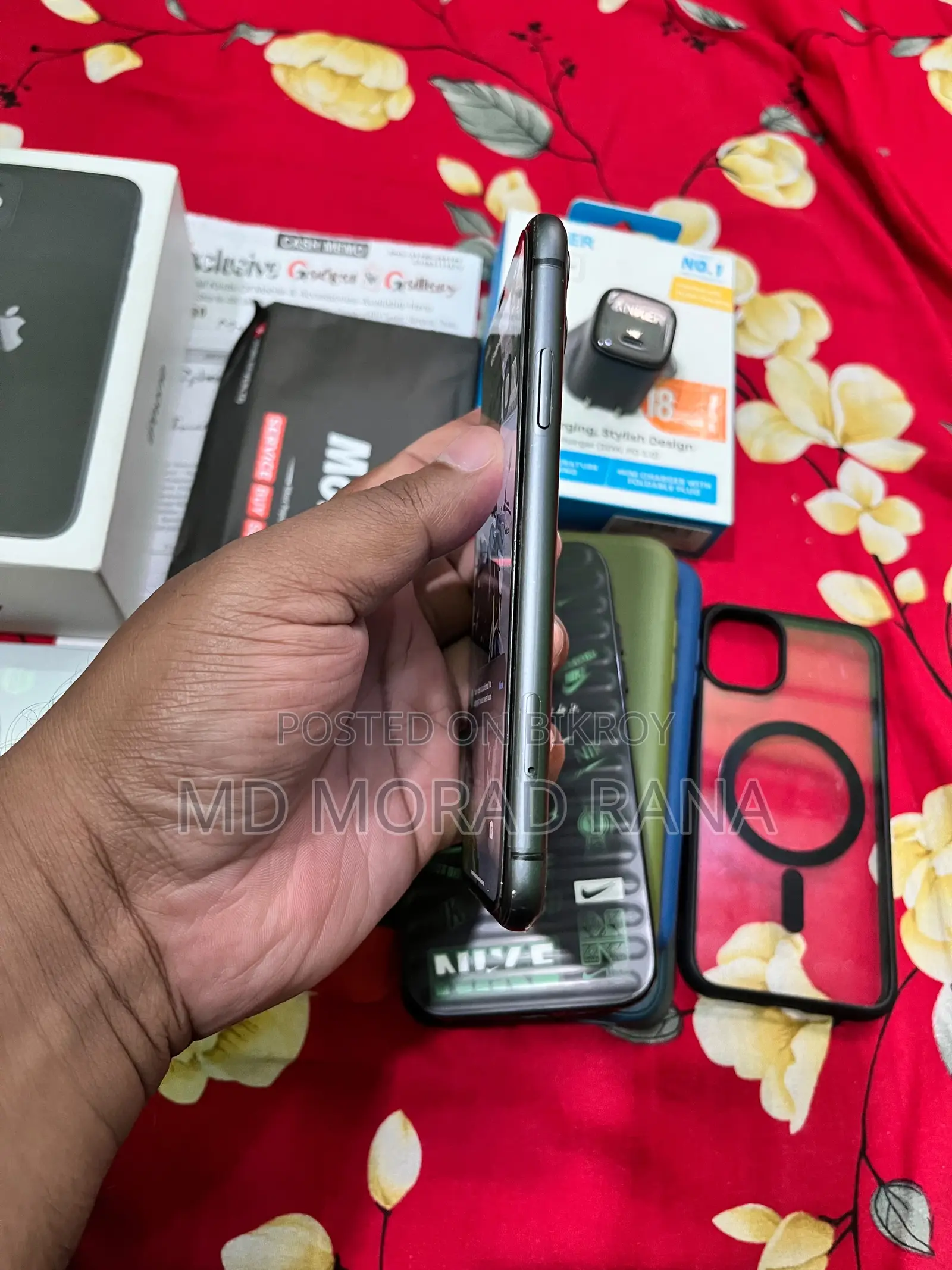 অ্যাপল আইফোন ১১ ১২৮ জিবি কালো