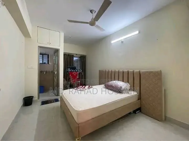 মিরপুরের নীলশিরে ৩ বেডরুমের অ্যাপার্টমেন্ট বিক্রির জন্য