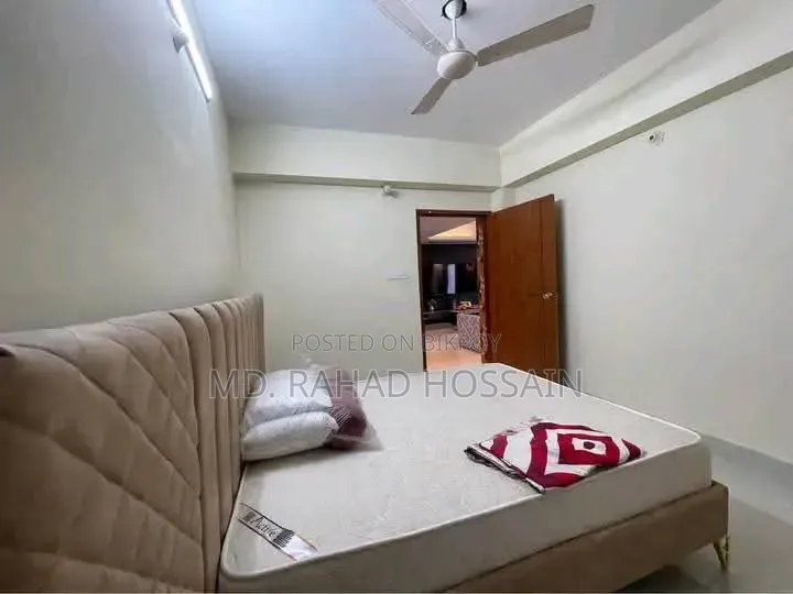 মিরপুরের নীলশিরে ৩ বেডরুমের অ্যাপার্টমেন্ট বিক্রির জন্য