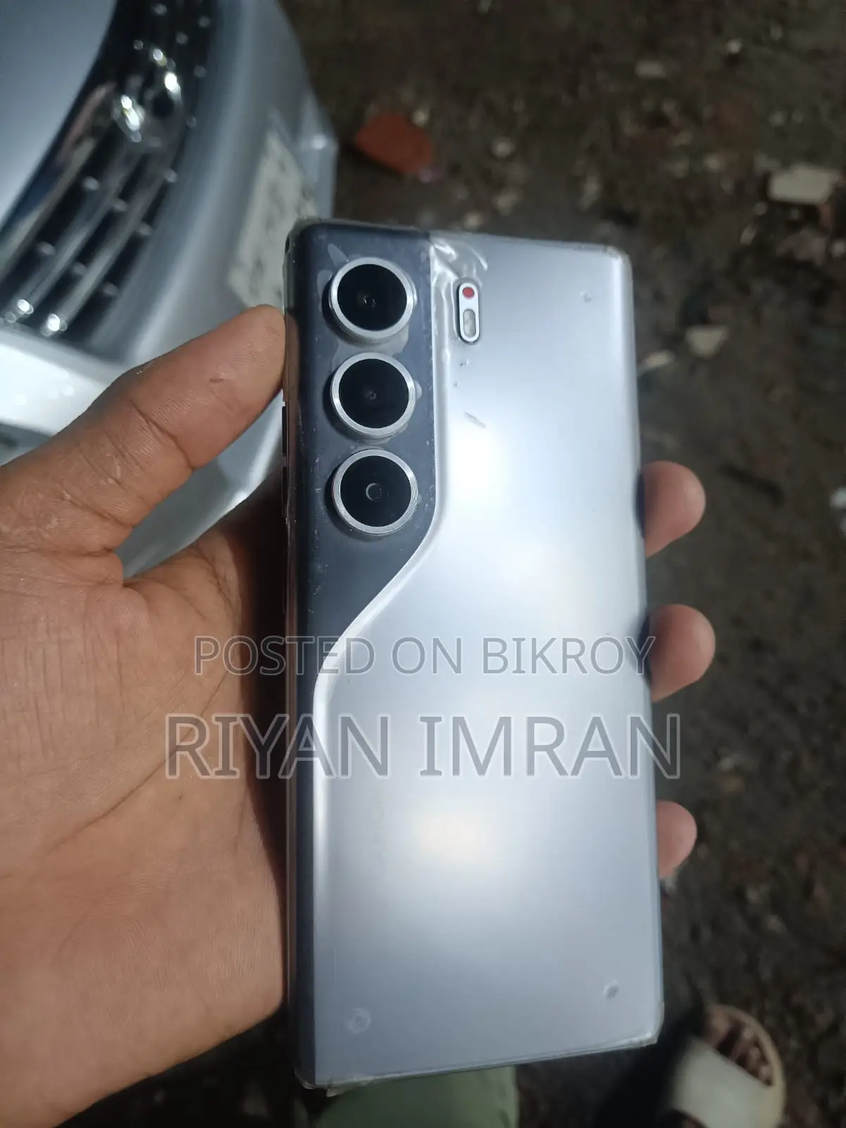 টেকনো ক্যামন ৪০ প্রো ৪জি ২৫৬ জিবি সিলভার