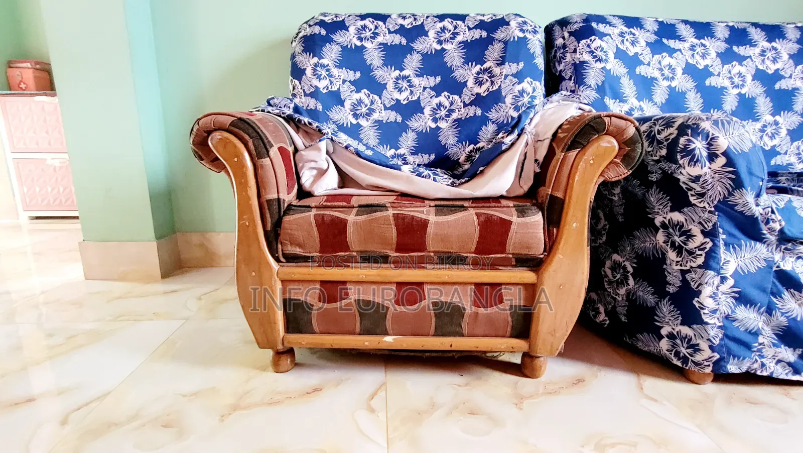Original Segun Wood 5-Seater Sofa