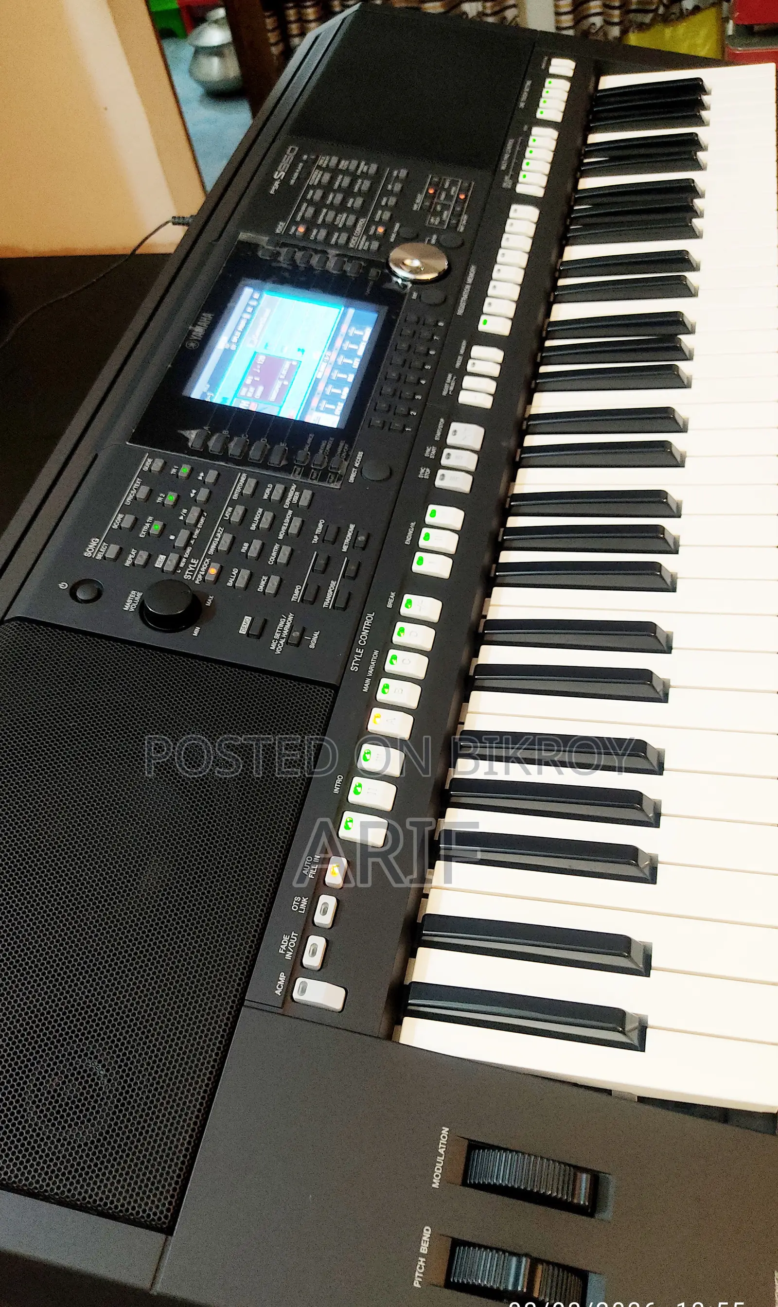 YAMAHA PSR-S950 Professional Workstation With Indian Expansion