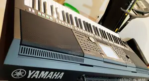 YAMAHA PSR-S950 Professional Workstation With Indian Expansion