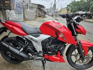 TVS Apache 160 4V 2022 Red