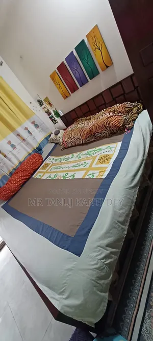 Queen Size Bed 5" X 7"