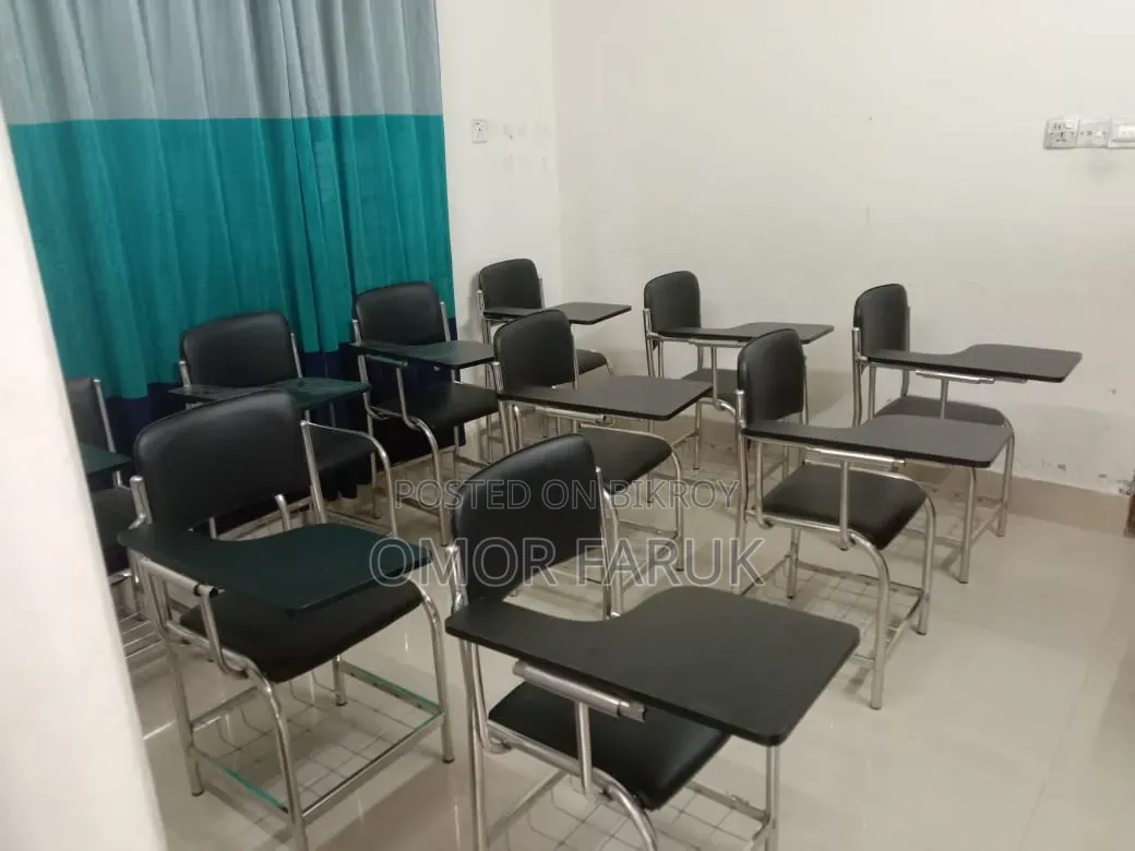Academy Chair