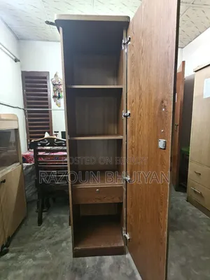 সিঙ্গেল ওয়ার্ডরোব