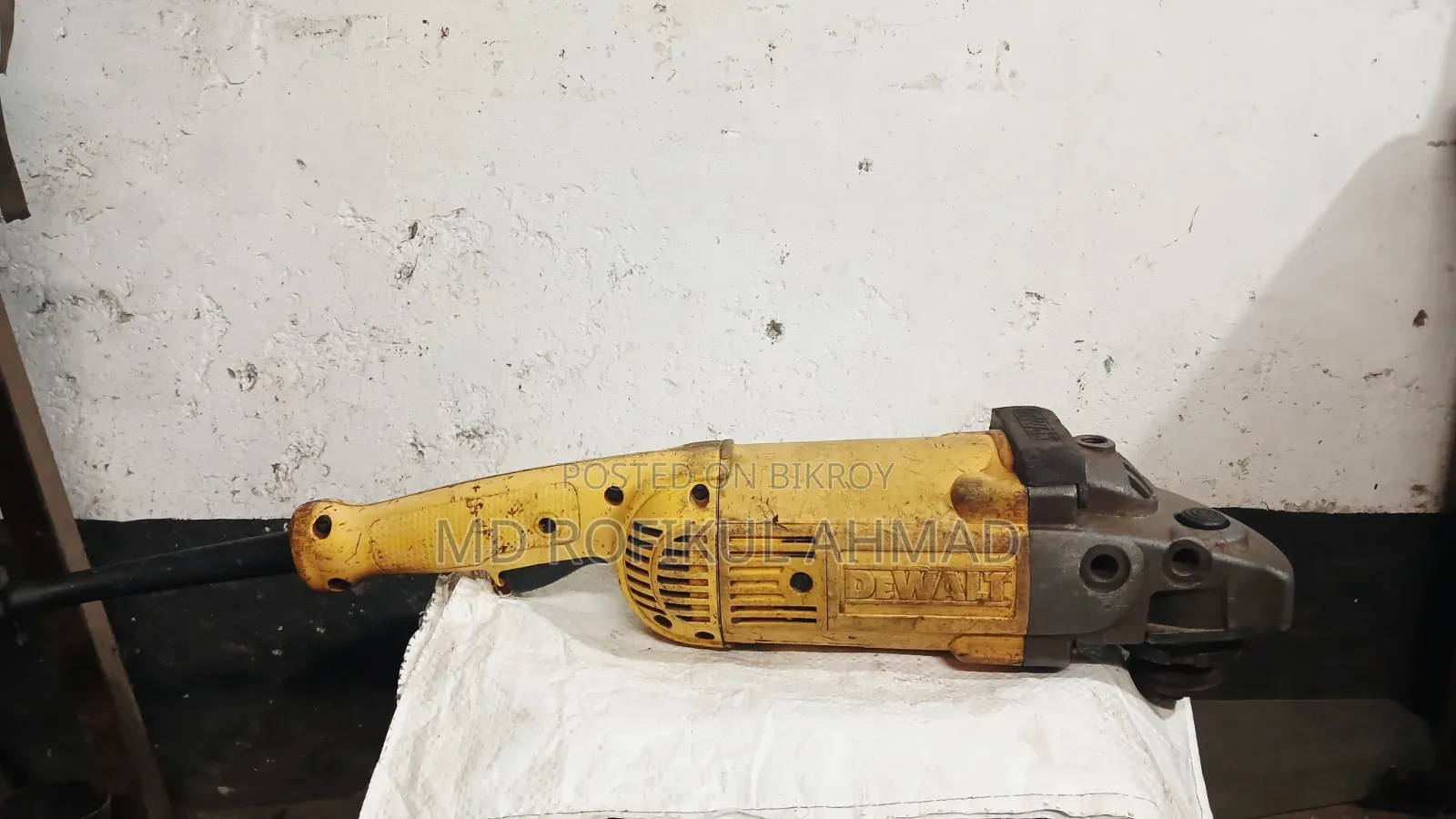 Dewalt Angle Grinder 7 inch