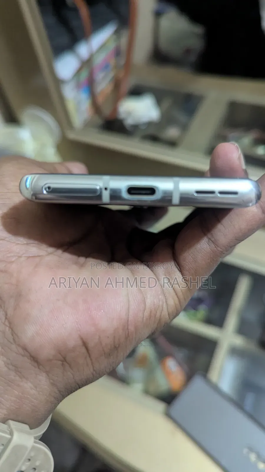 ওয়ানপ্লাস ৮ ১২৮ জিবি