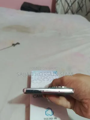 টেকনো ক্যামন ৪০ প্রো ৪জি ২৫৬ জিবি নীল