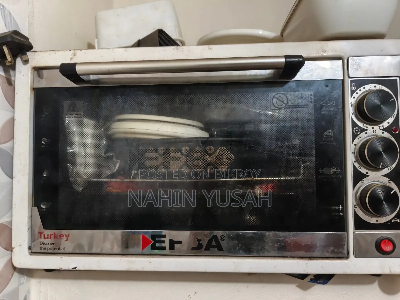 This oven's everything is fine