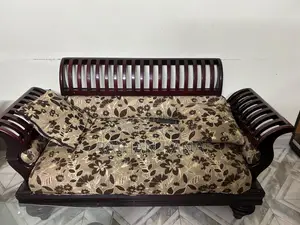 Gorgeous Sofa Set With a Tea Table