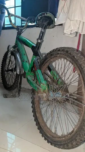 একটা বাই সাইকেল বিক্রি করা হবে