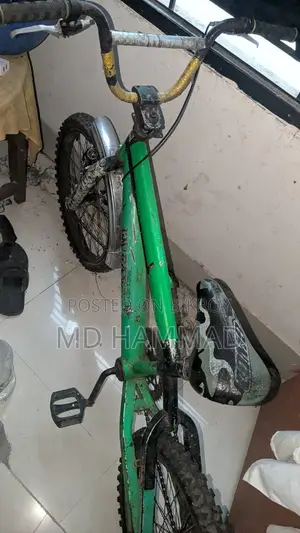 একটা বাই সাইকেল বিক্রি করা হবে