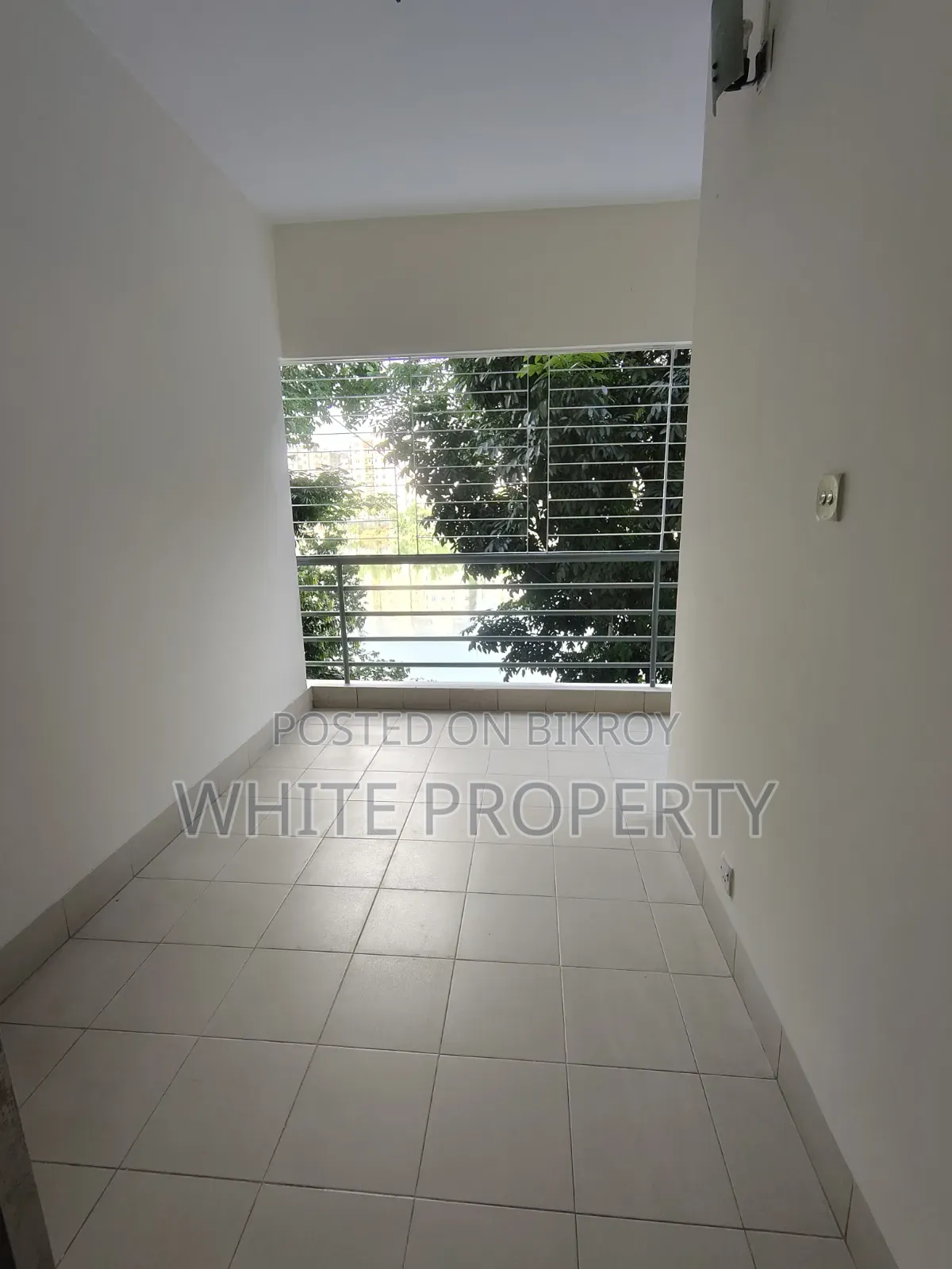 3 Bedroom Apartment in White Property, Gulshan for Sale