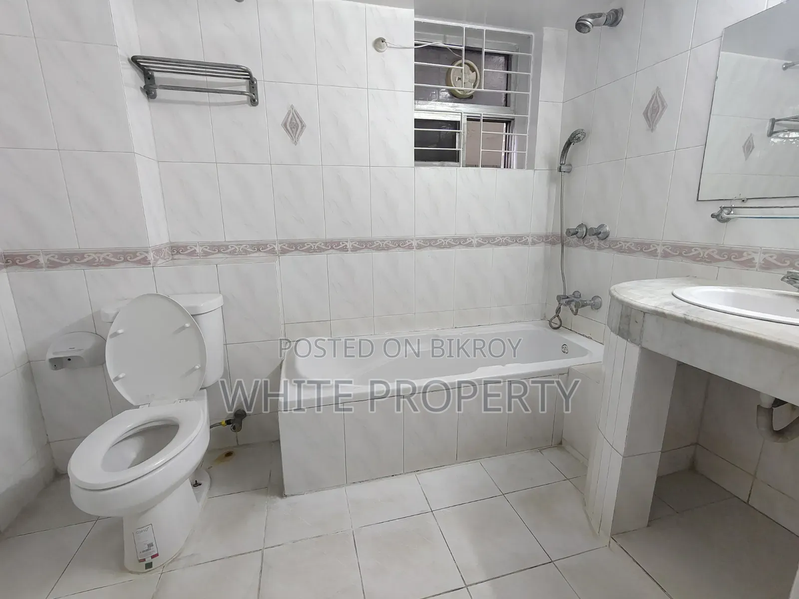 3 Bedroom Apartment in White Property, Gulshan for Sale