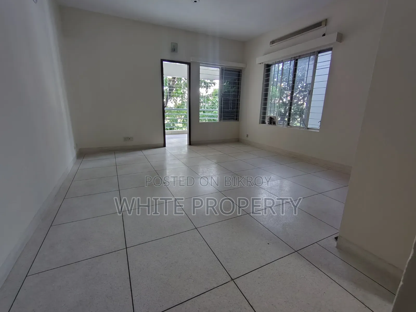 3 Bedroom Apartment in White Property, Gulshan for Sale