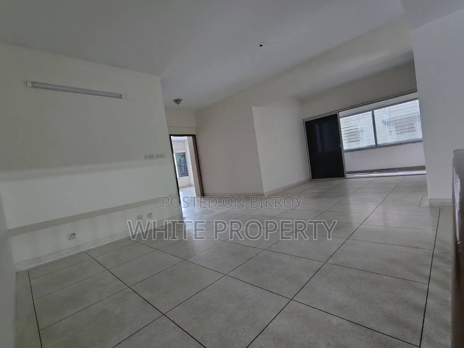 3 Bedroom Apartment in White Property, Gulshan for Sale