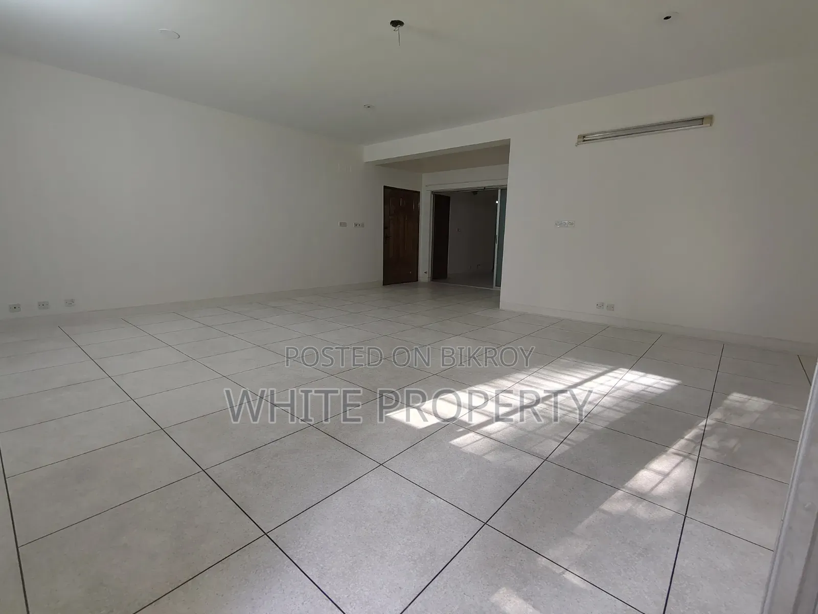 3 Bedroom Apartment in White Property, Gulshan for Sale