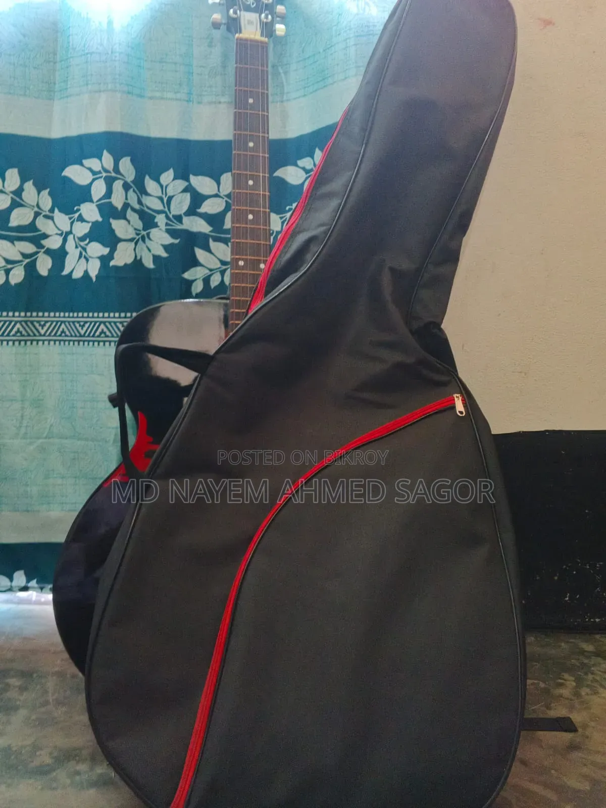 Selling Guitar Due to Emergency Need for Money