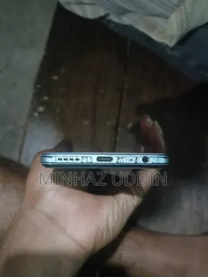 Vivo Y21 64 GB Blue