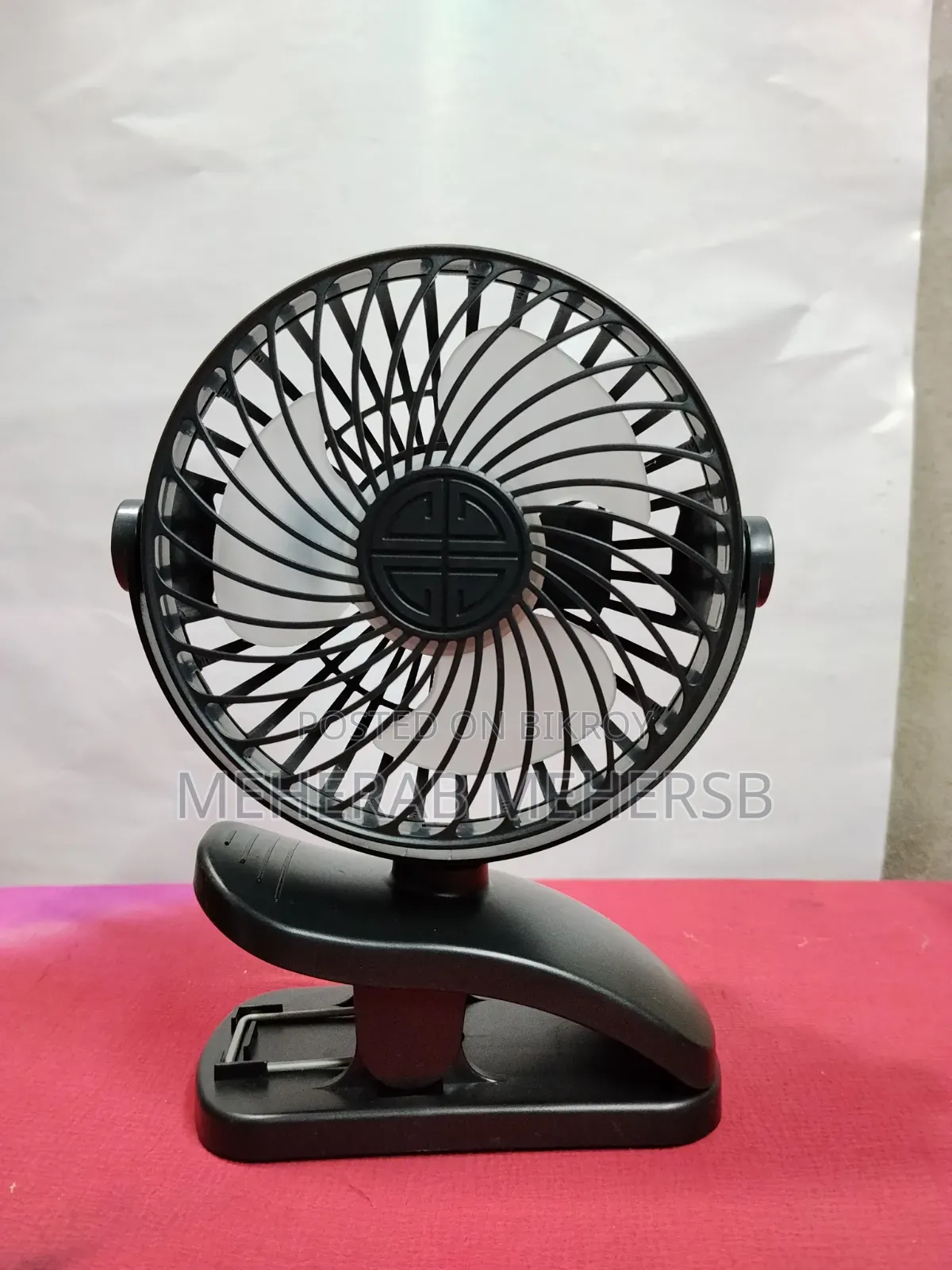 P8 USB Fan Two Pieces