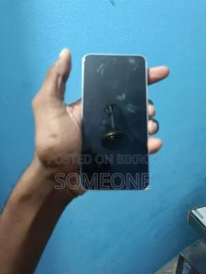 স্যামসাং গ্যালাক্সি এস২২ ৫জি ২৫৬ জিবি সাদা